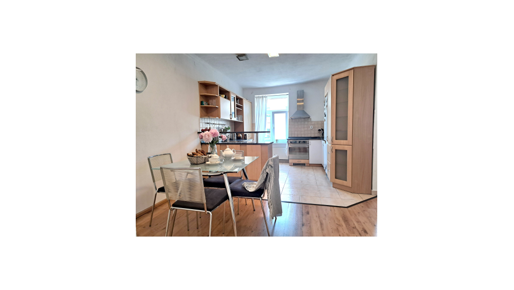 PRENÁJOM - Krásny 2 izbový byt na Medenej ulici - Staré Mesto