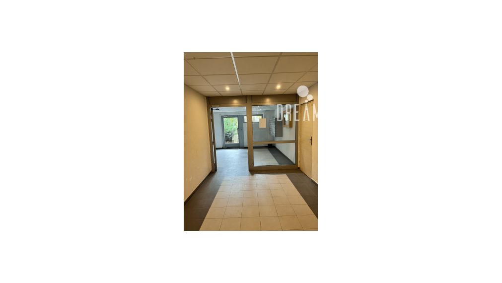 PREDAJ - Veľký priestranný byt na Dlhých Dieloch - Beniakova ulica